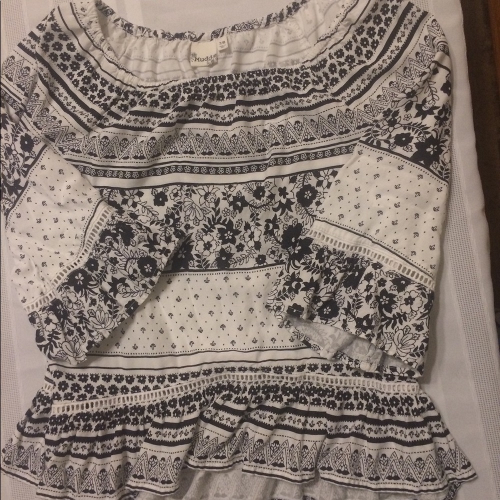 Mudd flowy top size 7/8